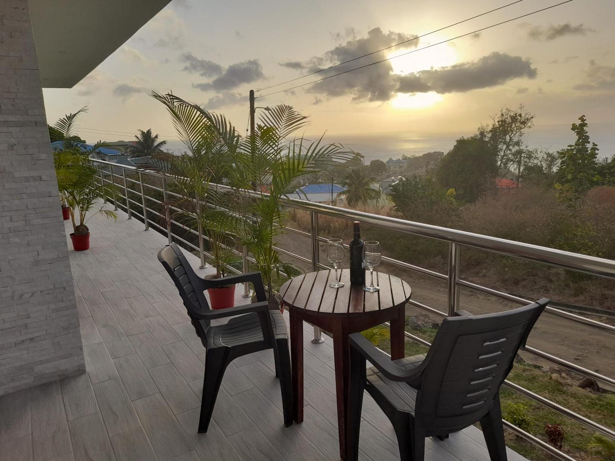 Serenity Seaview Suite Anse La Raye Bagian luar foto